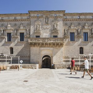 facciata frontale del castello di Corigliano D'Otranto
